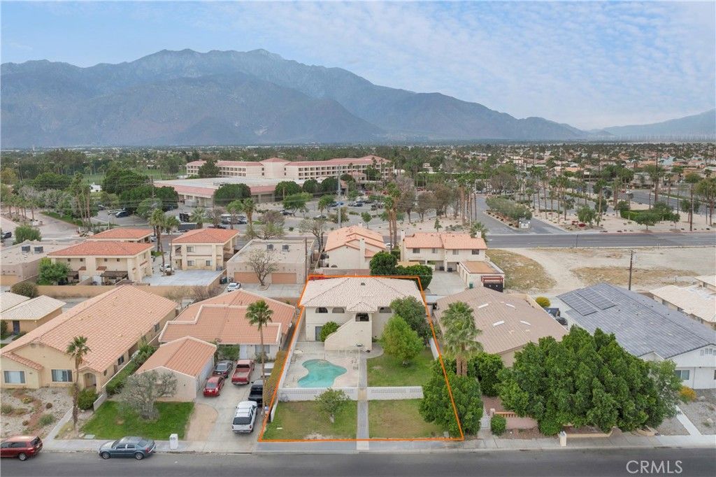 Image 10 of property listing at 28135 Avenida La Paz, Cathedral City, CA 92234