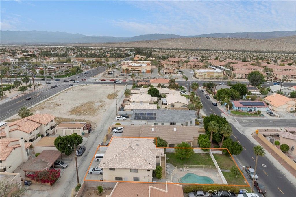 Image 7 of property listing at 28135 Avenida La Paz, Cathedral City, CA 92234