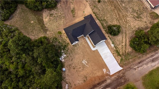 178 Jamaica Lane, Hilltop Lakes, TX 77871
