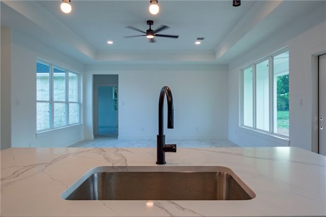 178 Jamaica Lane, Hilltop Lakes, TX 77871
