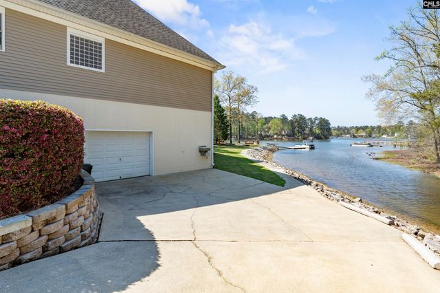 116 Lakeside Road, Chapin, SC 29036