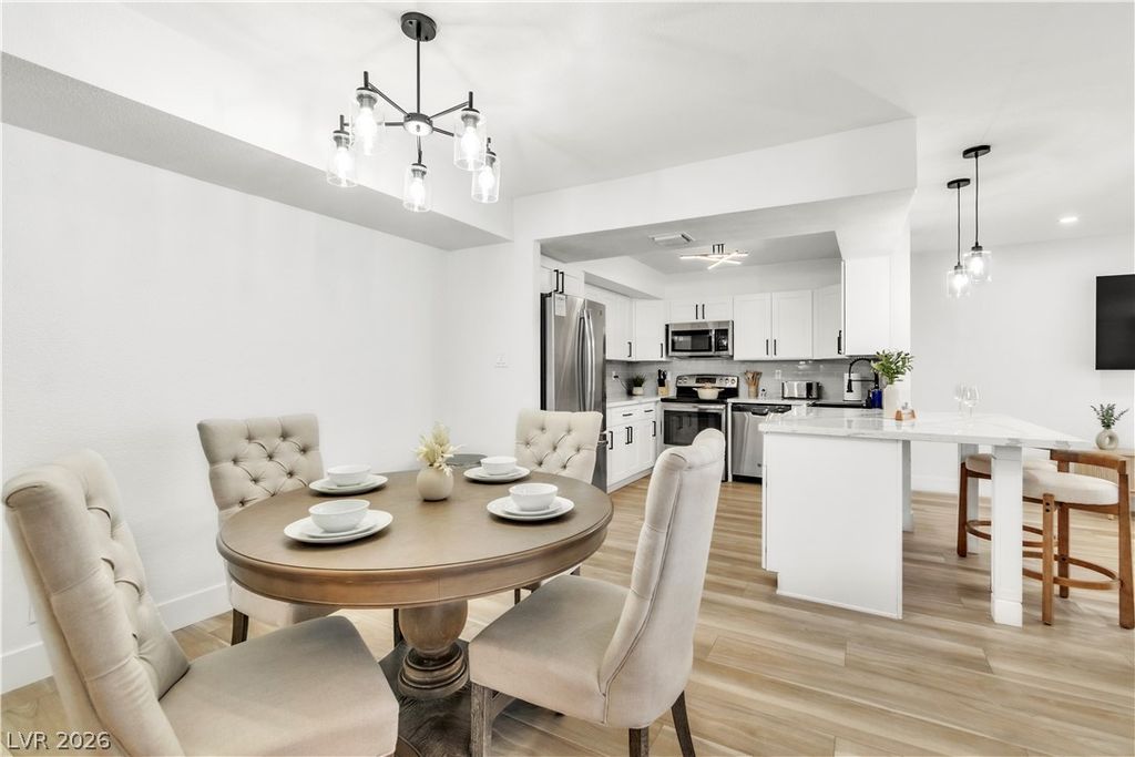 3930 University Center Drive 101, Las Vegas, NV 89119 — photo 2