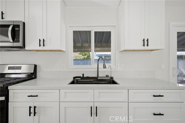 28597 Whittier, Winchester, CA 92596