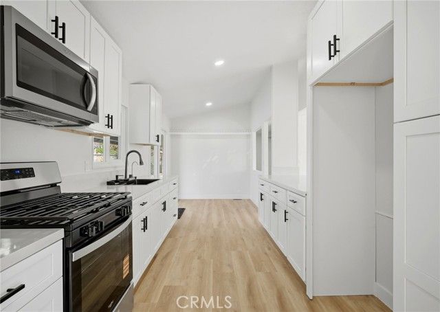 28597 Whittier, Winchester, CA 92596