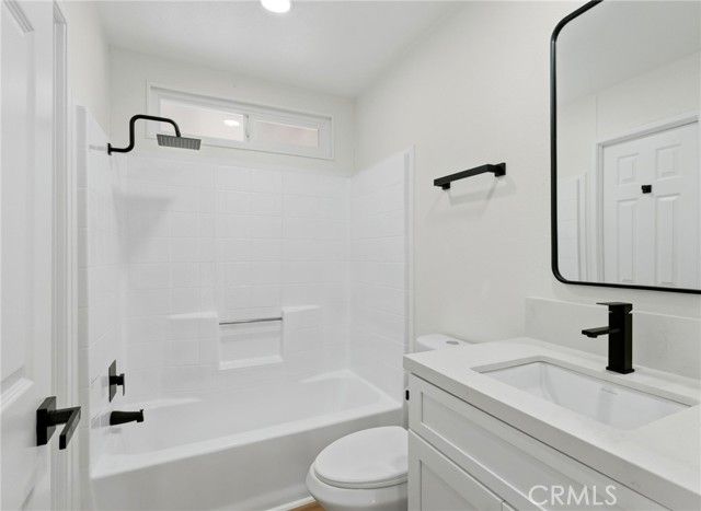 28597 Whittier, Winchester, CA 92596