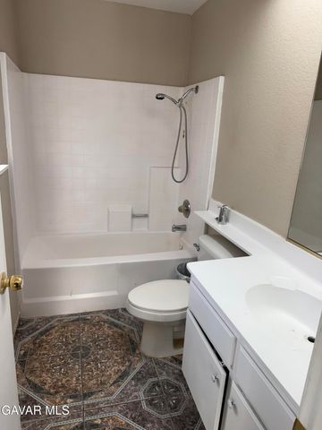 3542 E Avenue R10, Palmdale, CA 93550