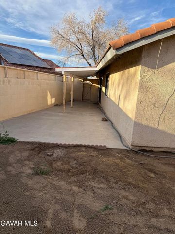 3542 E Avenue R10, Palmdale, CA 93550