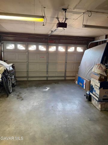 3542 E Avenue R10, Palmdale, CA 93550