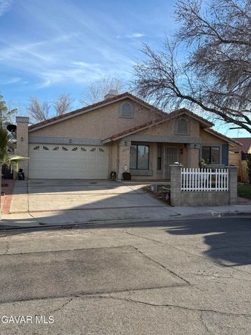 3542 E Avenue R10, Palmdale, CA 93550