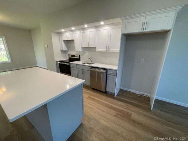 65 Belvedere Drive 65, Tolland, CT 06084