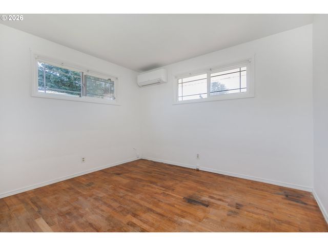 1943 MONTEREY Ln, Eugene, OR 97401