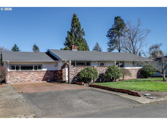 1943 MONTEREY Ln, Eugene, OR 97401