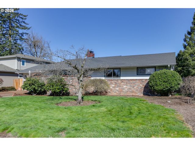 1943 MONTEREY Ln, Eugene, OR 97401