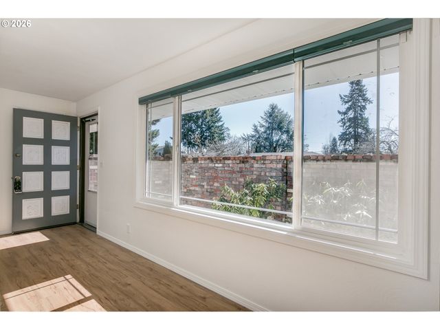 1943 MONTEREY Ln, Eugene, OR 97401