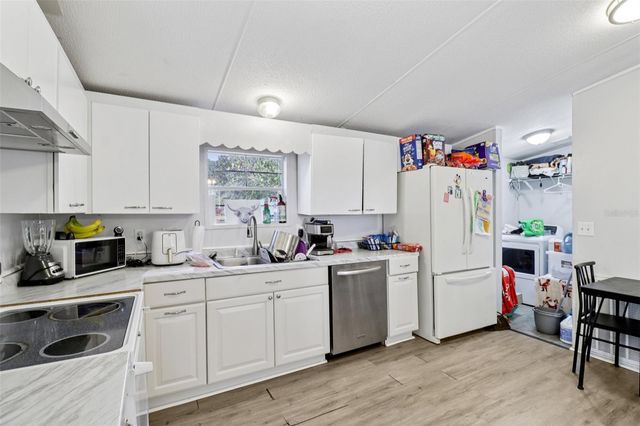 16642 SE 58TH AVENUE, Summerfield, FL 34491