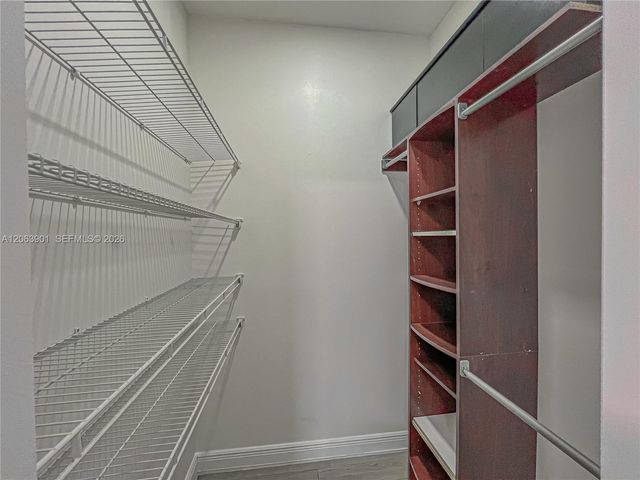 3850 NE 168th St 4, North Miami Beach, FL 33160