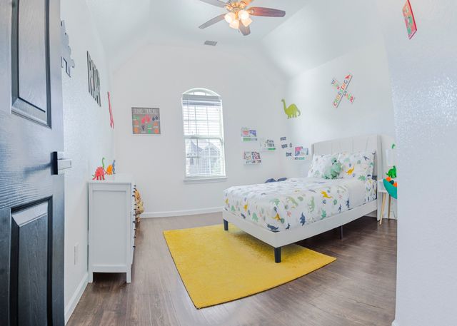 1880 Chuckwagon Drive, Midlothian, TX 76065