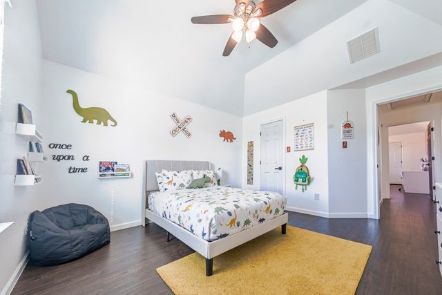 1880 Chuckwagon Drive, Midlothian, TX 76065