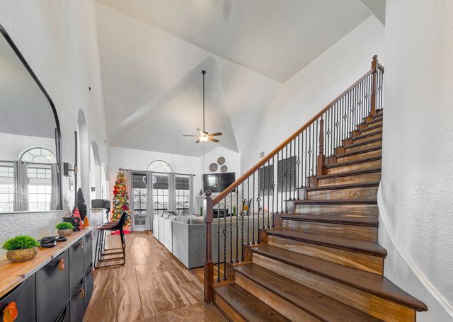 1880 Chuckwagon Drive, Midlothian, TX 76065