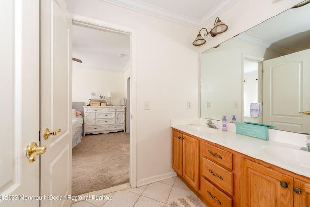 13 Randall Drive, Manalapan, NJ 07726