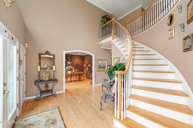 13 Randall Drive, Manalapan, NJ 07726