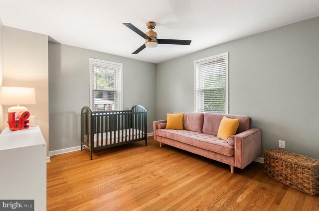 214 W BROOKHAVEN RD, Brookhaven, PA 19015