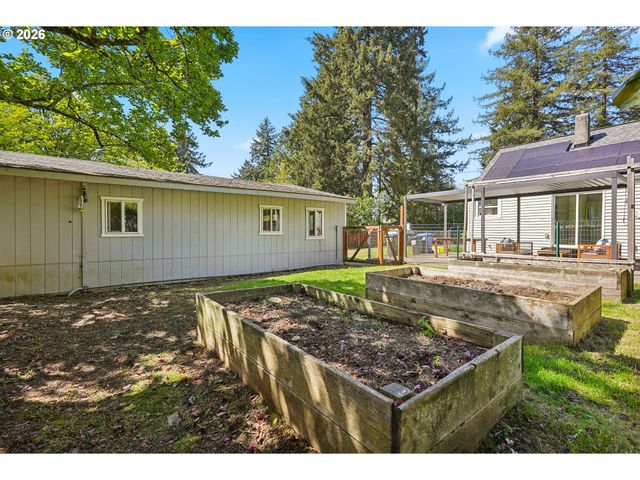 5910 Se CEDAR St, Milwaukie, OR 97222