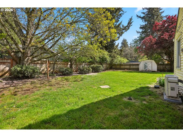 5910 Se CEDAR St, Milwaukie, OR 97222