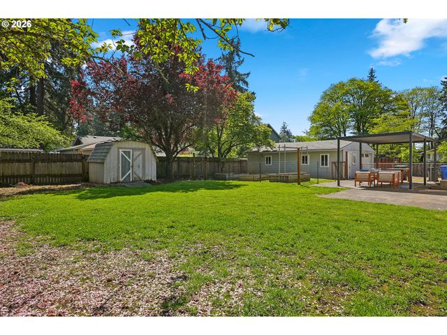 5910 Se CEDAR St, Milwaukie, OR 97222