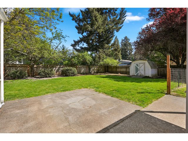 5910 Se CEDAR St, Milwaukie, OR 97222