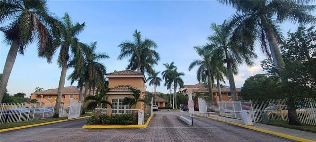 6900 SW 39TH Street 311K, Davie, FL 33314