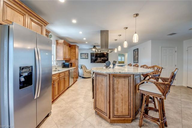 1122 El Dorado PKWY E, Cape Coral, FL 33904