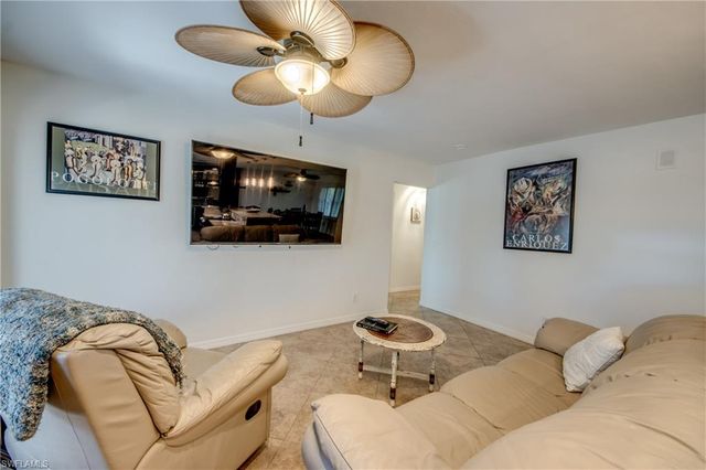 1122 El Dorado PKWY E, Cape Coral, FL 33904