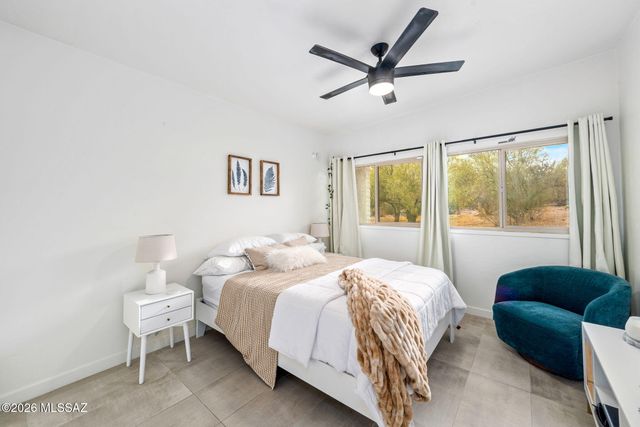 3855 N Via Avellana, Tucson, AZ 85718