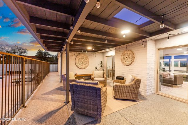 3855 N Via Avellana, Tucson, AZ 85718