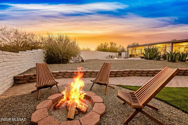 3855 N Via Avellana, Tucson, AZ 85718