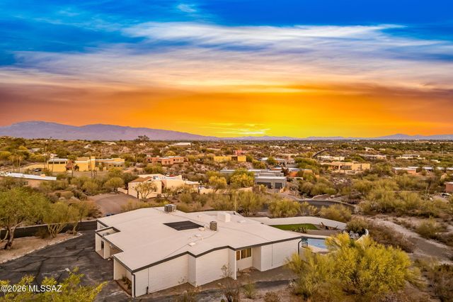 3855 N Via Avellana, Tucson, AZ 85718