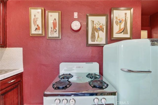 156 E 70th, Los Angeles, CA 90003