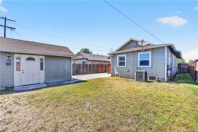 156 E 70th, Los Angeles, CA 90003