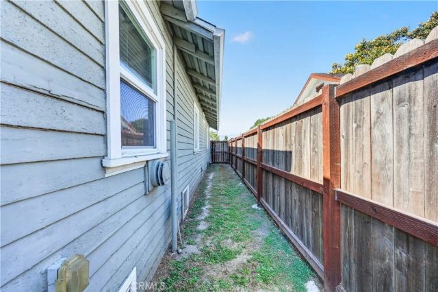 156 E 70th, Los Angeles, CA 90003