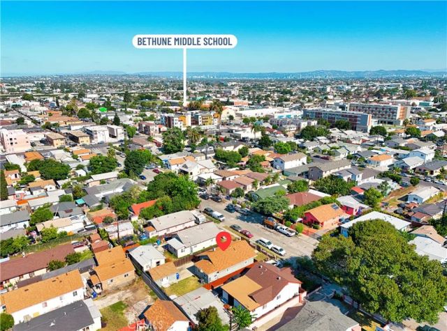 156 E 70th, Los Angeles, CA 90003