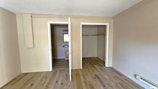 200 W 12TH Street, Johnston City, IL 62951