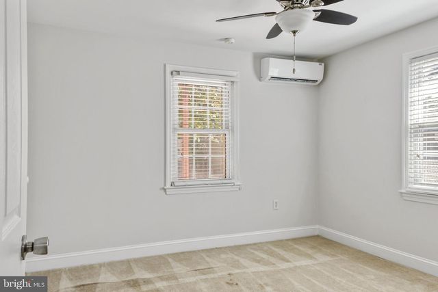 6909 STANDISH, Hyattsville, MD 20784