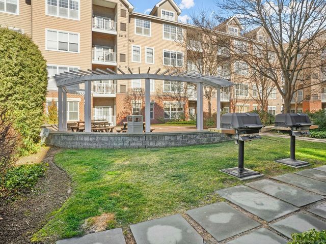 35 West Broad Street 211, Stamford, CT 06902