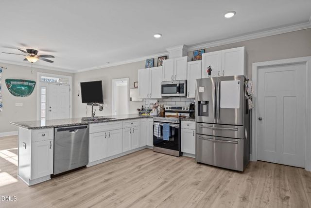 260 Dauphine Street, Fuquay Varina, NC 27526