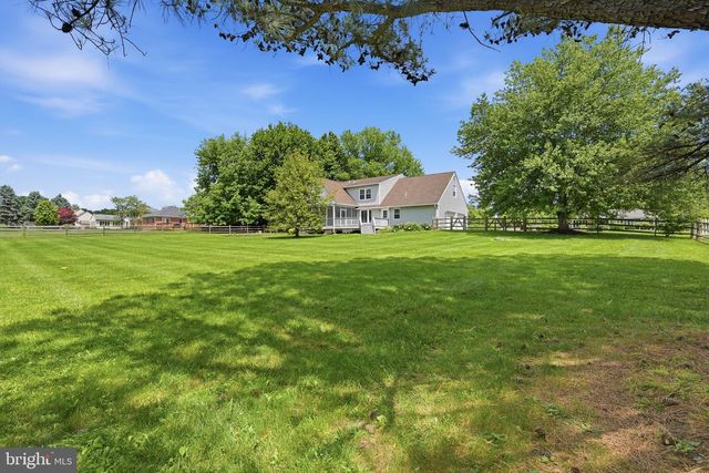 1203 DELPA DR, Newark, DE 19711
