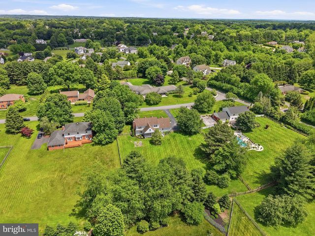 1203 DELPA DR, Newark, DE 19711