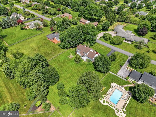 1203 DELPA DR, Newark, DE 19711