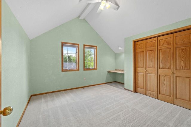 1101 10th St SW, Minot, ND 58701