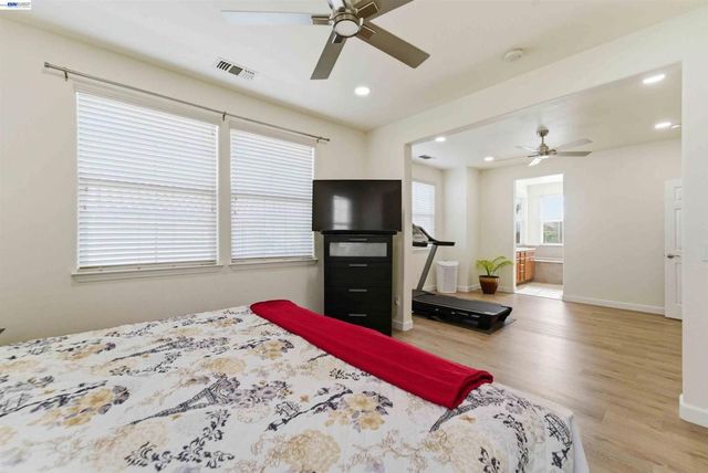 7129 Cerro Crest Dr, San Jose, CA 95138